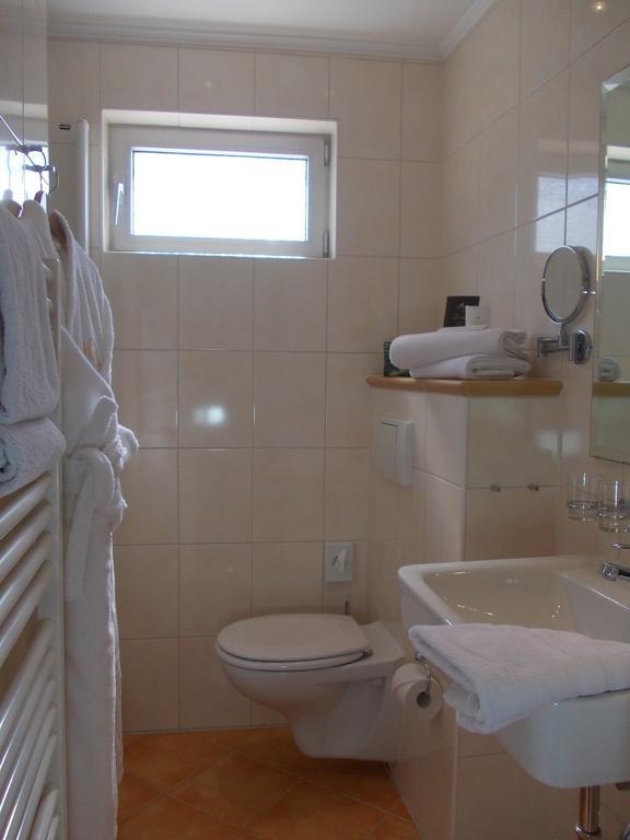 Hotel Garni Rheinpracht Kamp-Bornhofen Bagian luar foto
